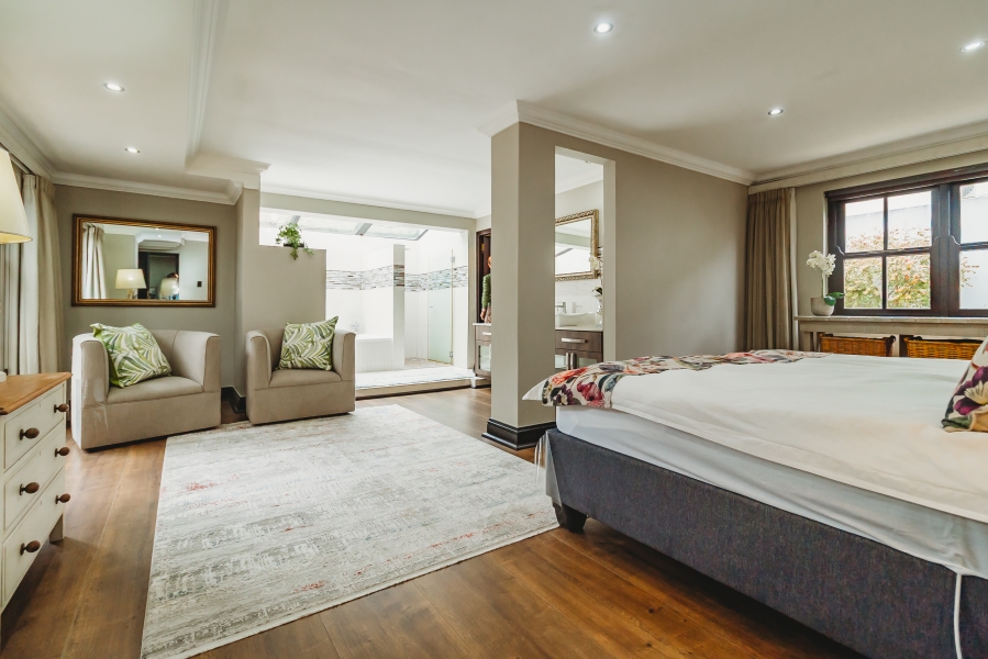 4 Bedroom Property for Sale in Heatherlands Western Cape